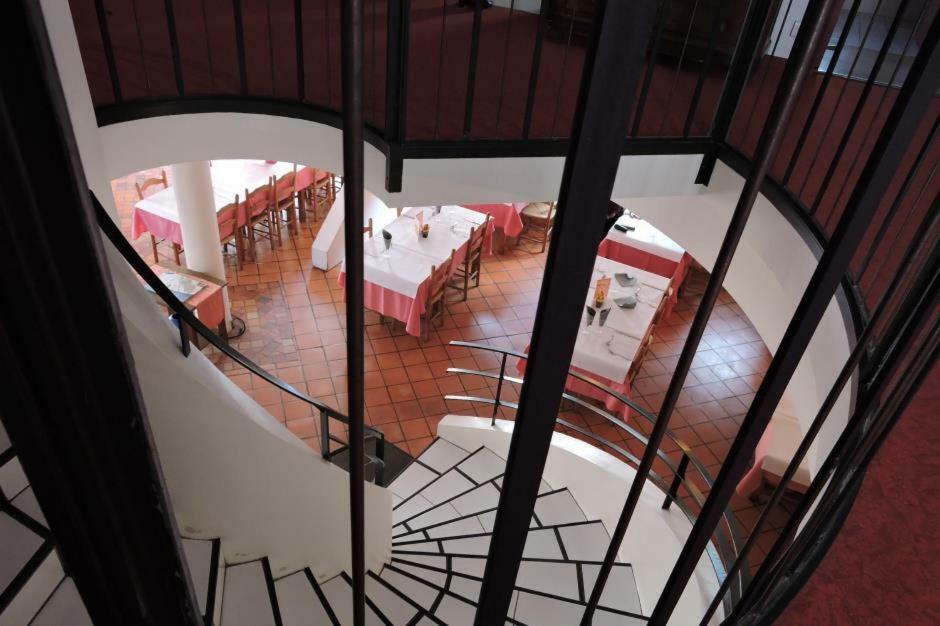 Hotel Les Vignes Rouges Ispagnac Ngoại thất bức ảnh